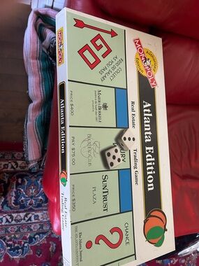 Atlanta Edition Real Estate Game - White & Green